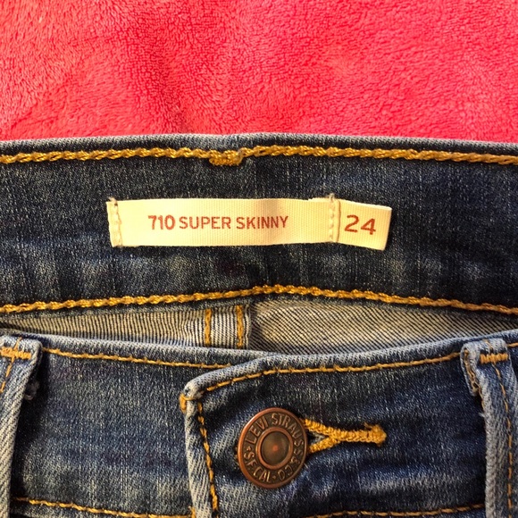 levi jeans - Picture 2 of 3